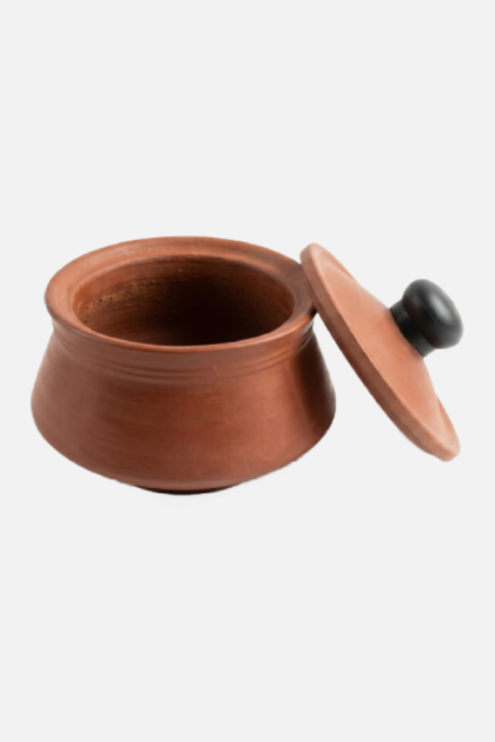 Classic Round Clay Pot